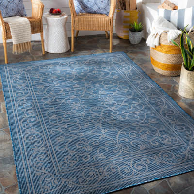 Razmig Oriental Indoor / Outdoor Rug