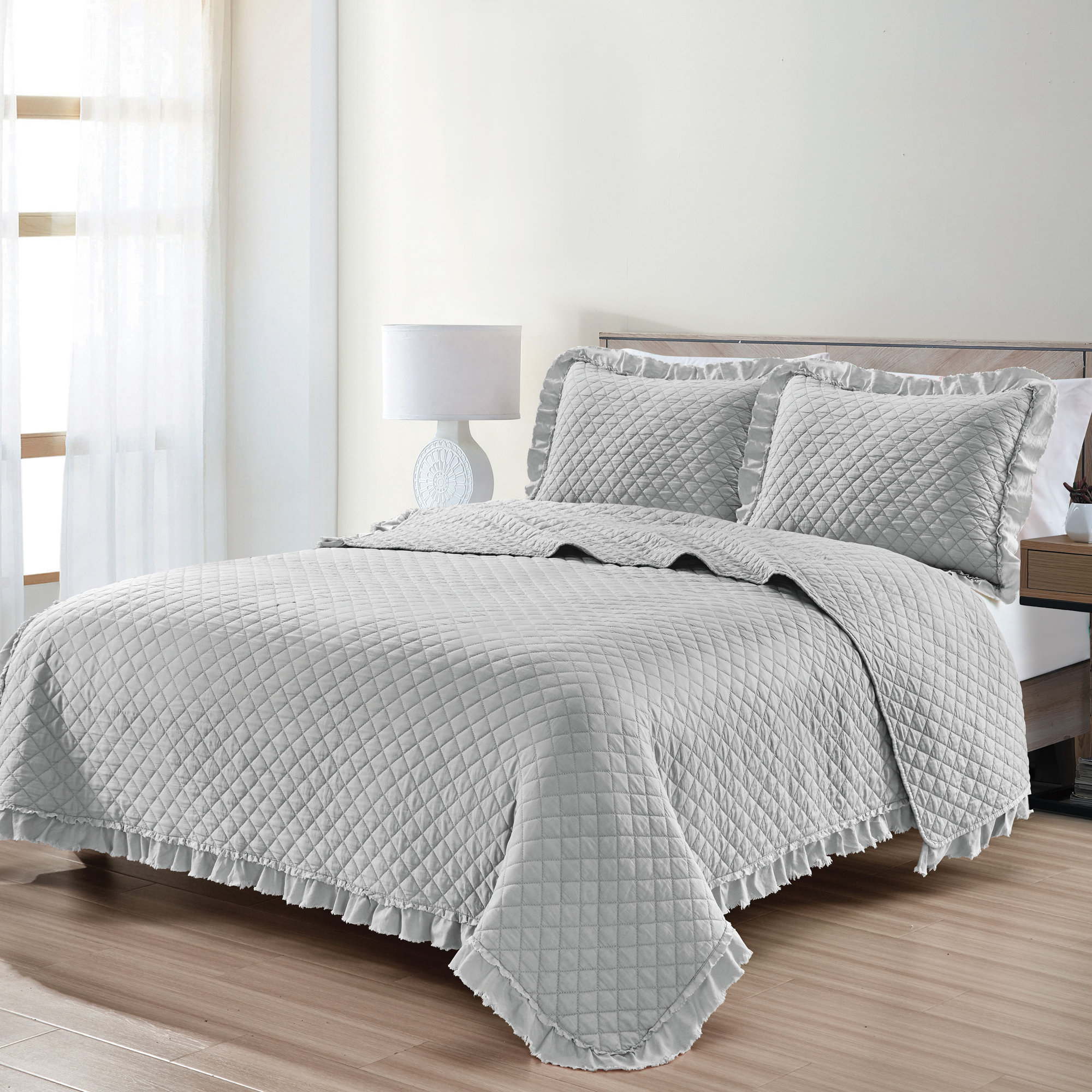 Bashira Microfiber Quilt Set, Full Quilt + 2 Full Shams, Light Grey