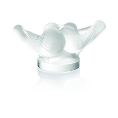 2 Dove Figure
