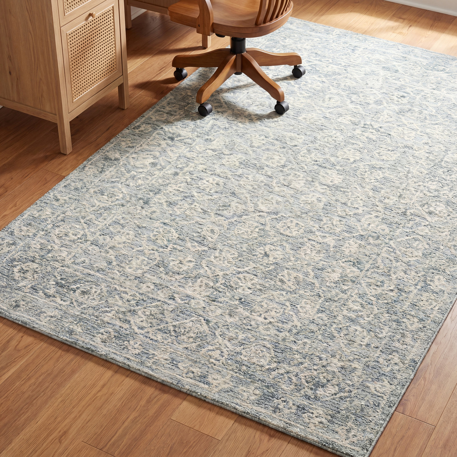 Millcreek Handmade Wool Ocean/Ivory Rug, Rectangle 8'6" x 12'