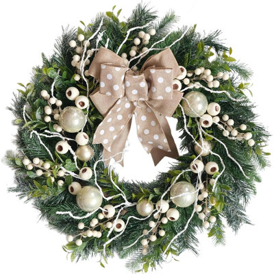 Couronne d'aiguille de pin fabriquée à la main - vert avec baies blanches - 24 pouces, décoration des Fêtes et d'hiver pour porte, fenêtre ou foyer