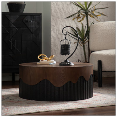 Table basse ronde de 30,31 pouces avec relief fabriqué à la main, base à piédestal robuste, aucun assemblage requis pour le salon