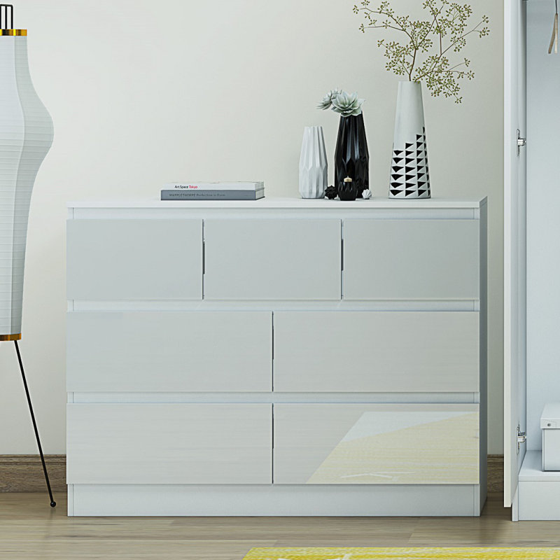 Carlton 7 Drawer Merchant Chest Of Drawers: 4 + 3 Configuration. Matt Finish. Scratch Resistant. Modern No Handle Design.