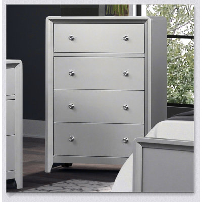 Commode luxueuse à 4 tiroirs avec quincaillerie en nickel brossé et finition champagne pour les chambres contemporaines