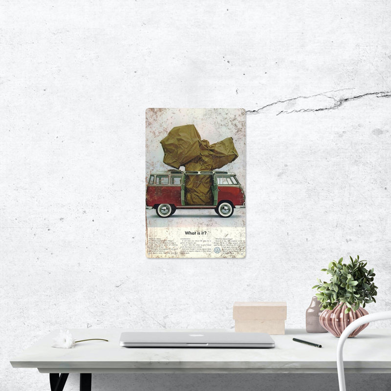Wall Decor on Metal