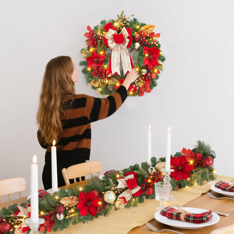 Couronne de Noël pré-illuminée de 61 cm (24 po)