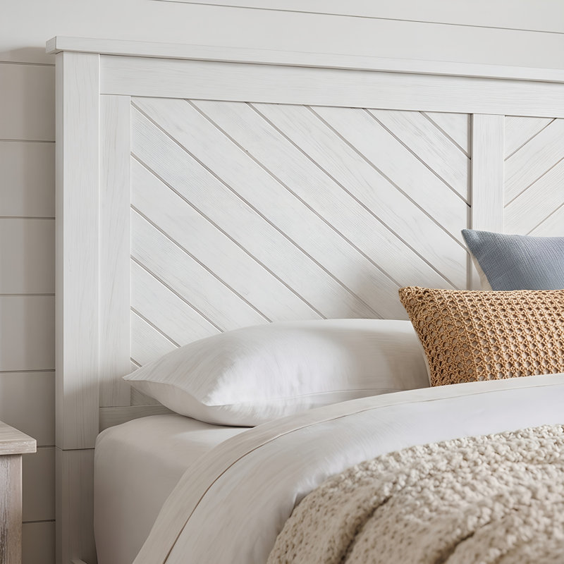 Palmdale Solid Wood Platform Bed, Queen, White