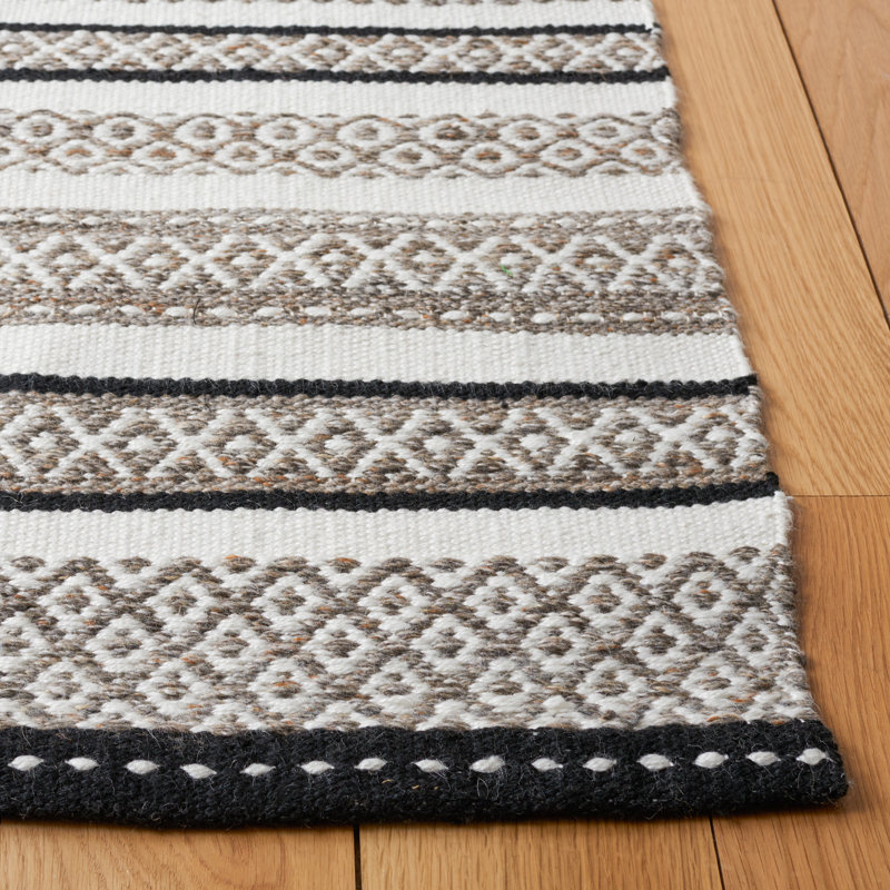 Tapis rayé kilim 102 noir / ivoire, Rectangle 3 pi x 5 pi