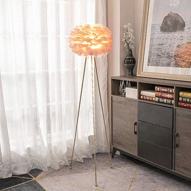 Trépied moderne en métal doré avec lampe de table d'appoint
