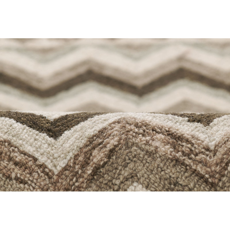 Abbott Hand Tufted Wool Chevron / Zig Zag Area Rug in Tan, Rectangle 8' x 10'