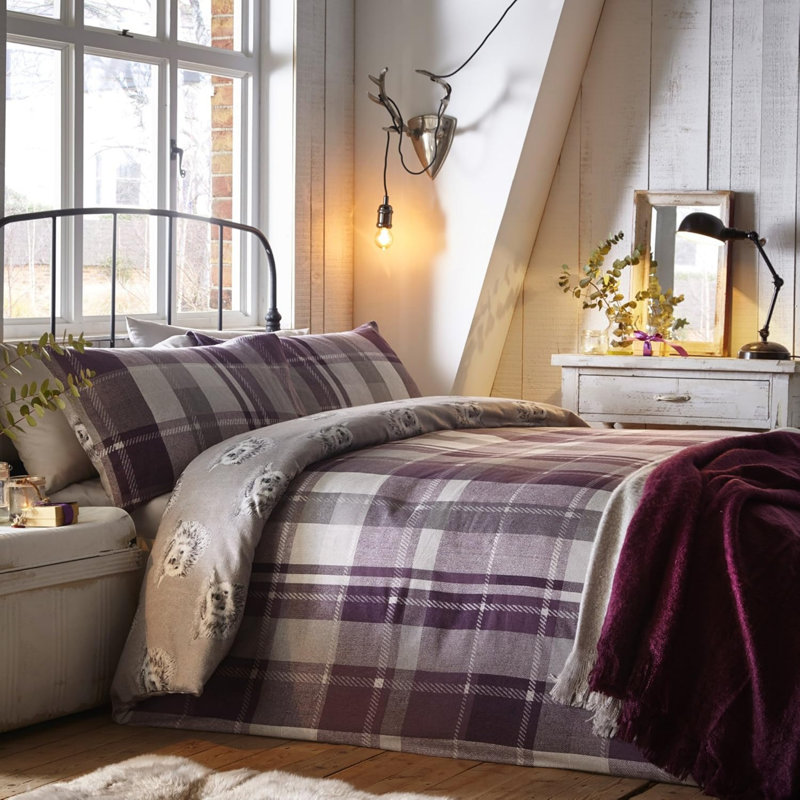 Geometric Duvet Cover Set, Kingsize Duvet Cover + 2 Pillowcases, Purple Checkered