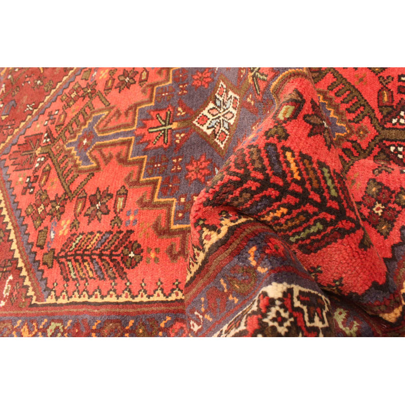 Tapis rouge Anadol 3 pi 3 po x 4 pi 6 po