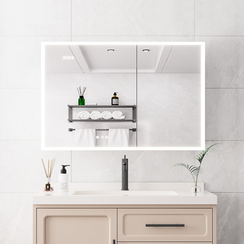 Armoire de salle de bain 36 po x 24 po à DEL - Miroir à double porte avec lumières, gradateur, affichage de l'horloge et de la température, 2 ports de sortie, miroir éclairé American Grace Medecine, finition thermolaquée