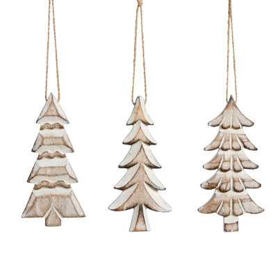 Ornement en bois sculpté en forme de sapin