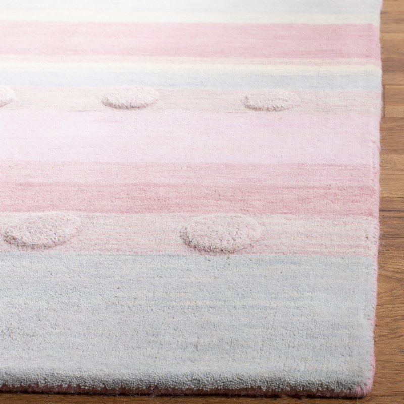 Gosselin children's hand-woven wool rug, Carré 5 pi