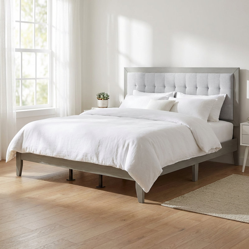 Cadre de lit California King avec tête de lit rembourrée en bois massif, lattes silencieuses et design capitonné