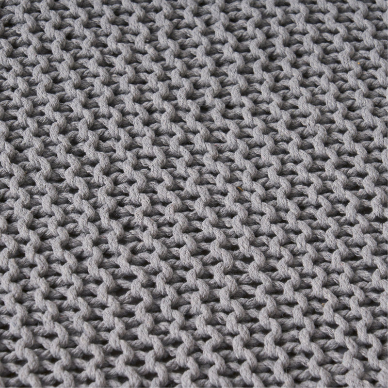 KNITTED FOOT STOOL