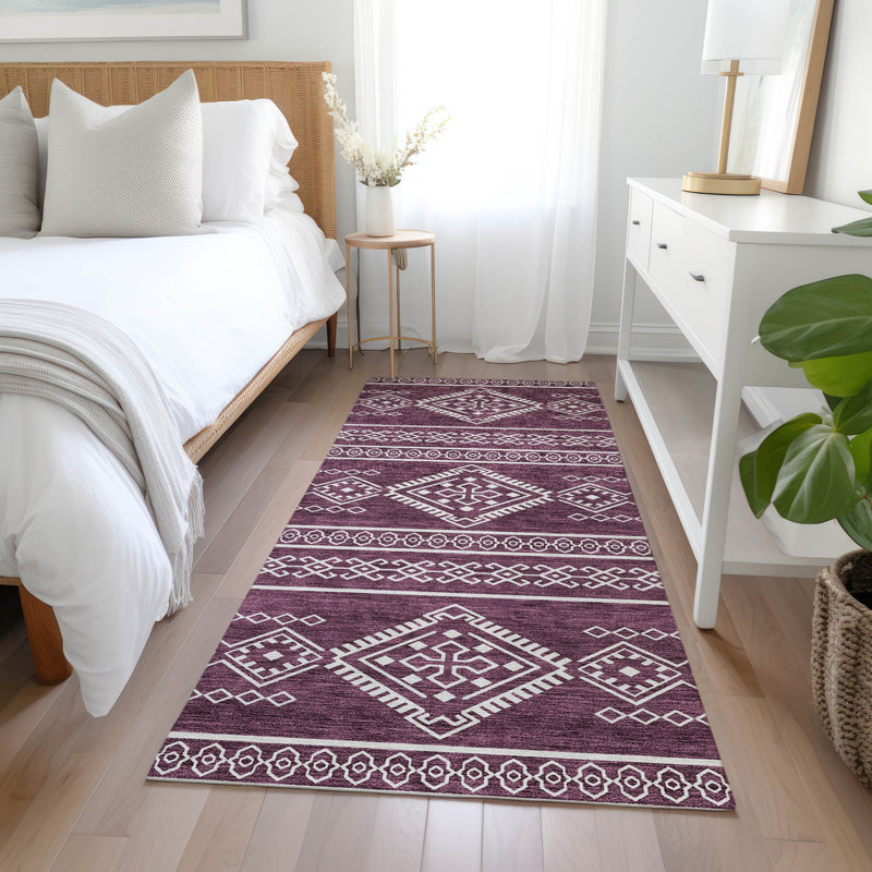 Chalee Southwestern Indoor Rug, Runner 2'3" x 7'6"