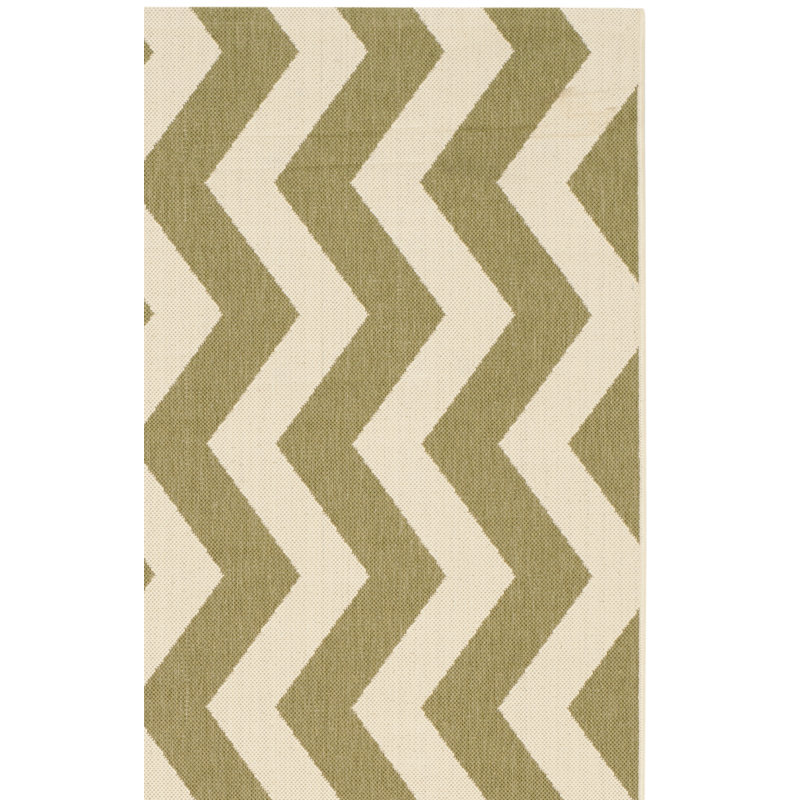 Arneshia Chevron Indoor / Outdoor Area Rug in Green/Beige, Rectangle 2'7" x 5'