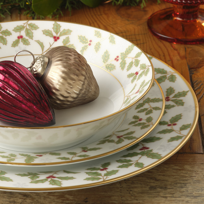 White Porcelain Soup Bowl Set with Gold Trim, Service for 4