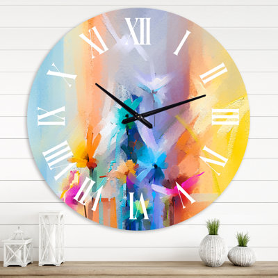 Horloge murale moderne - fleurs peintes en rouge et bleu pastel II