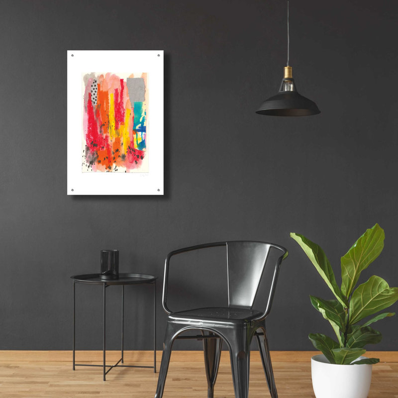 «Fire I» par Courtney Prahl, art mural en verre acrylique, H 36 po x l 24 po x P 0,2 po