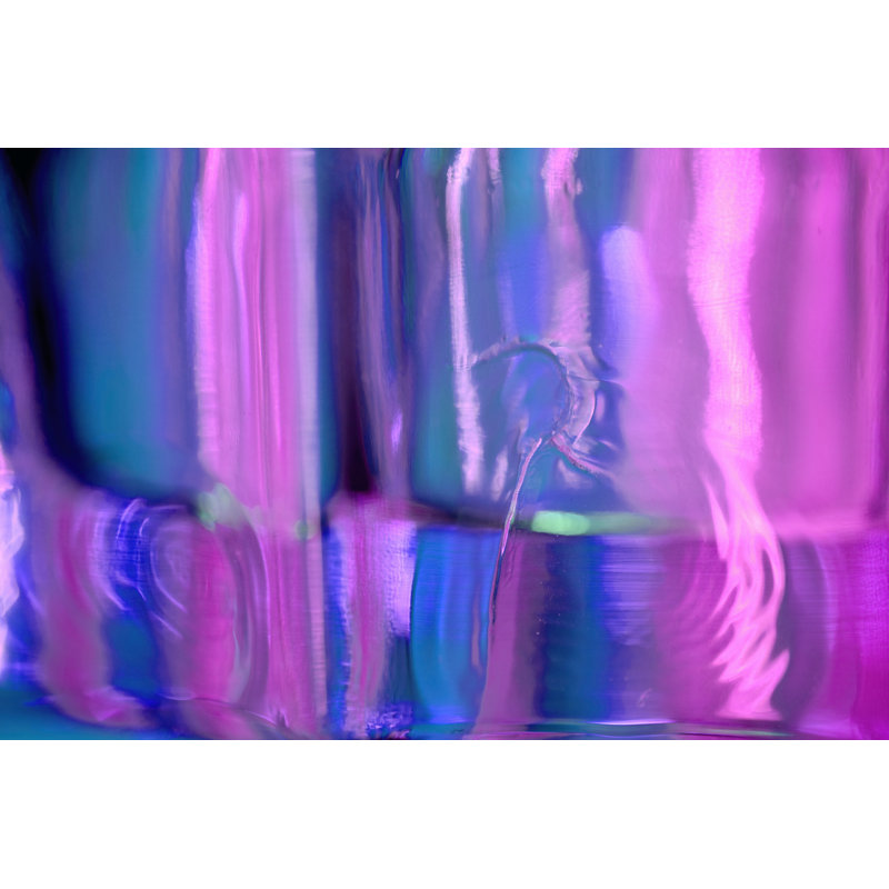 Verre abstrait II, H 12 po x l 18 po