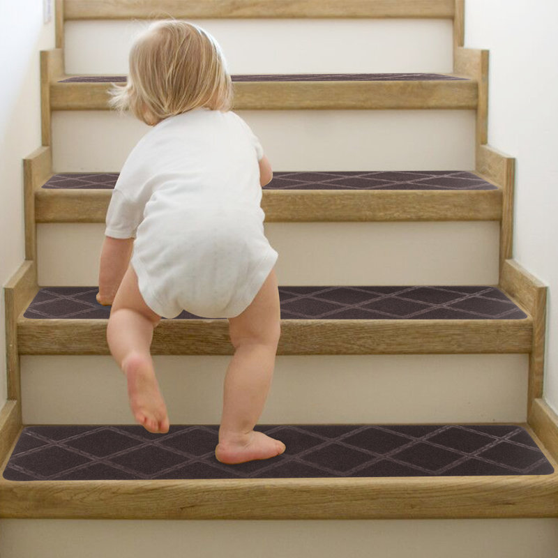 Tapis d'escalier, Brun