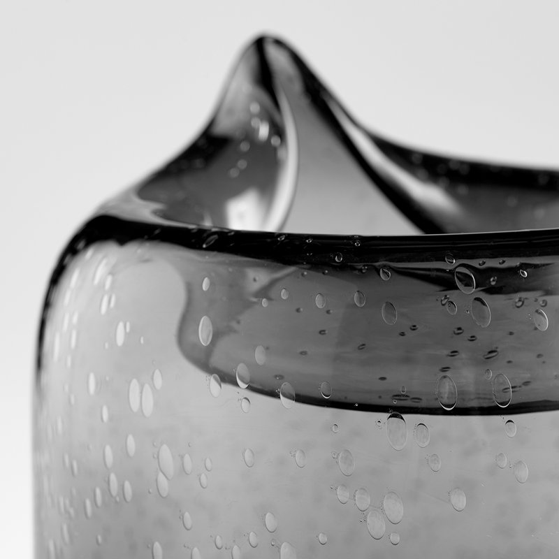 Oxtail Glass Table Vase