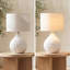 Lampe de table blanche 17,5 po Alleman
