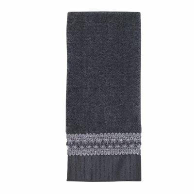UltraSoft Cotton Fingertip Towel - Absorbent Braided Medallion Collection