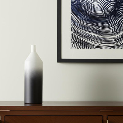Vase de table en métal 20 po noir et blanc