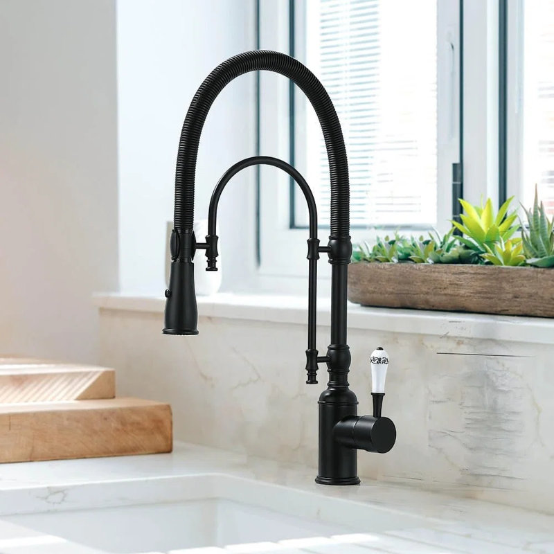 Solid Brass Single Handle Deck Mounted Pull Down Kitchen Sink Faucet with 360° Rotation Spout, Matte Black