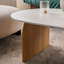 Table basse blanche en bois massif ovale