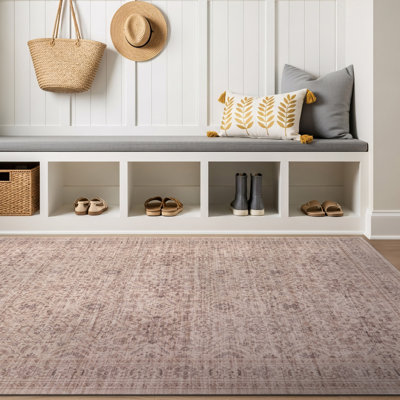 Tapis beige antidérapant traditionnel