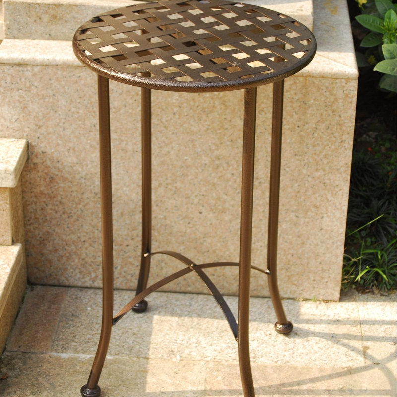 Table d'appoint en métal Arvind, Bronze