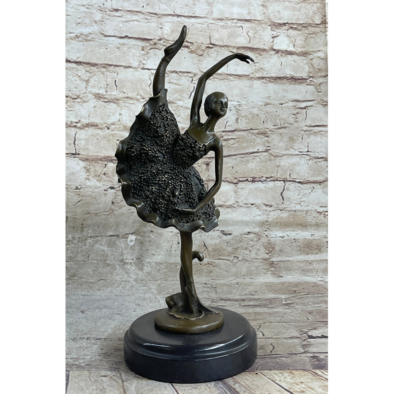 Sculpture de ballerine gracieuse Art Deco