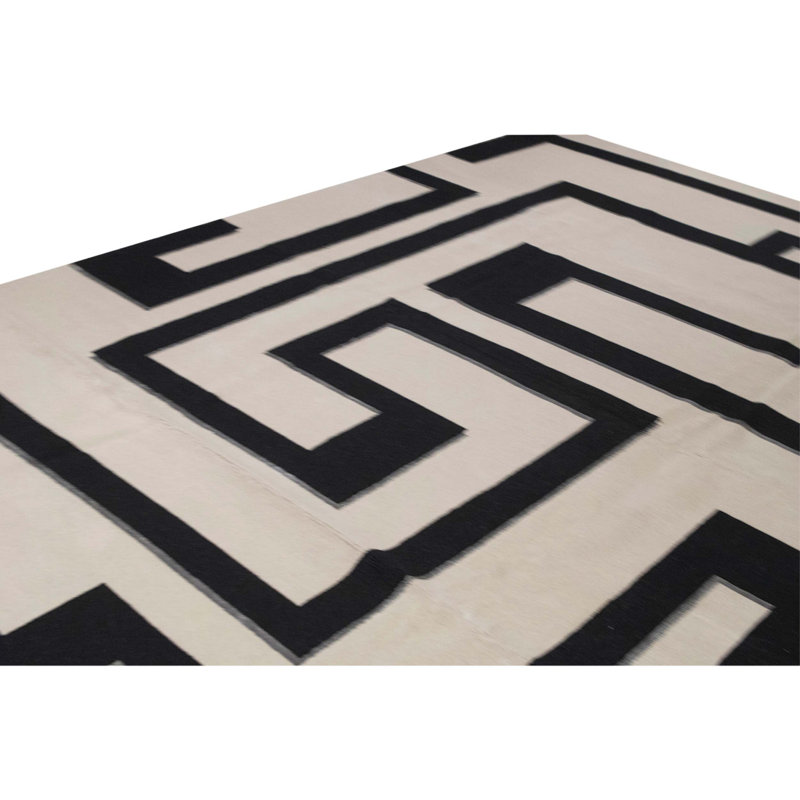 Hand Knotted Area Rug in White