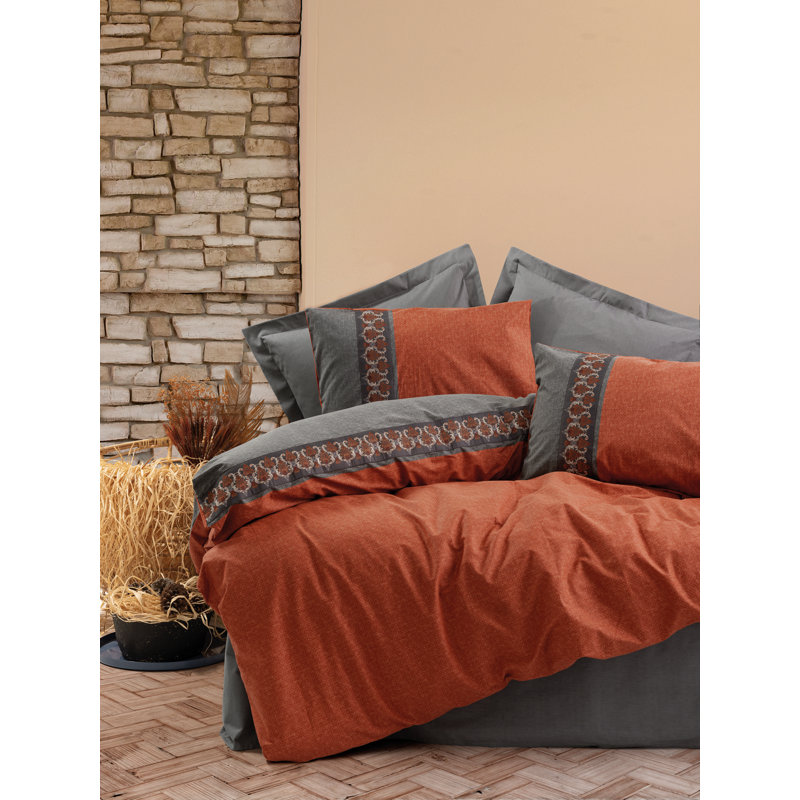 Ensemble de housse de couette 100% coton de qualité supérieure Ranforce, rouge et gris | Comprend une housse de couette de 79 po x 87 po, un drap plat de 94 po x 102 po et 2 taies d'oreiller de 20 po x 28 po | Lavable à la machine, fermeture à boutons, doux et durable