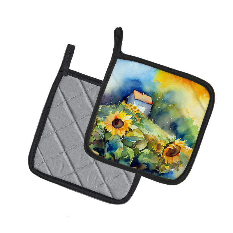 Caroline's Treasures Floral Polyester Potholder Set