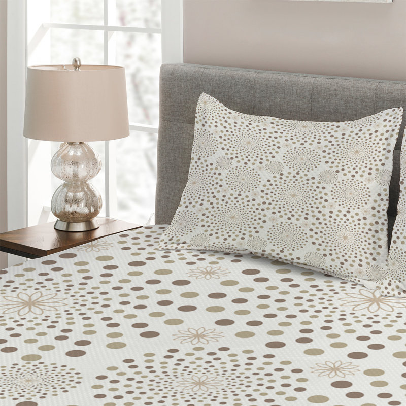 Polyester Dots Coverlet, King Bedspread + 2 Shams