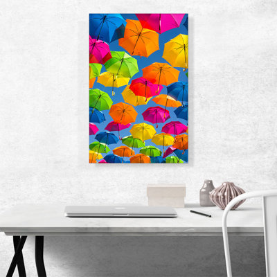 «Colorful Umbrella Home Decor», reproduction de photo sur toile tendue