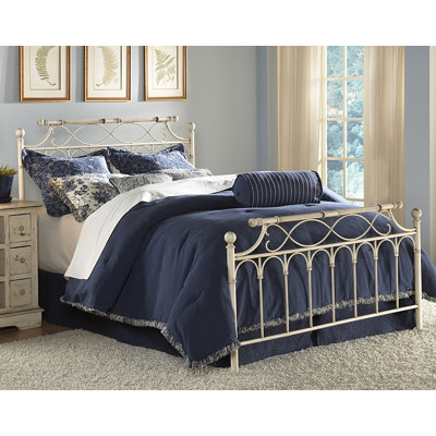 Chester Panel Métal Bed