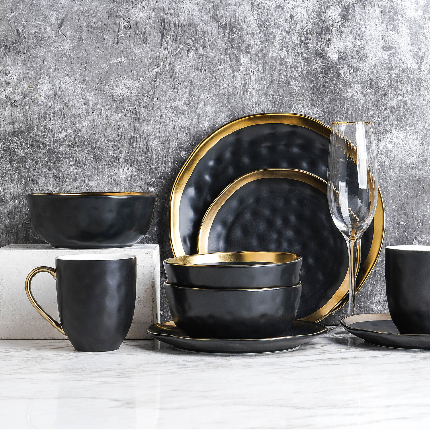 Porcelain Dinnerware Set, Black