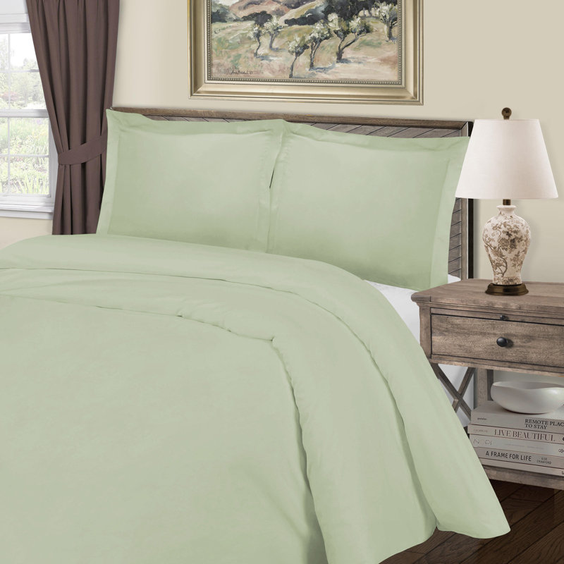 Laflamme Traditional Sateen Duvet Cover, Full / Queen Duvet Cover + 2 Standard Shams, Green