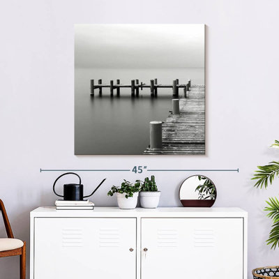 Aletra Monochrome Wood Dock