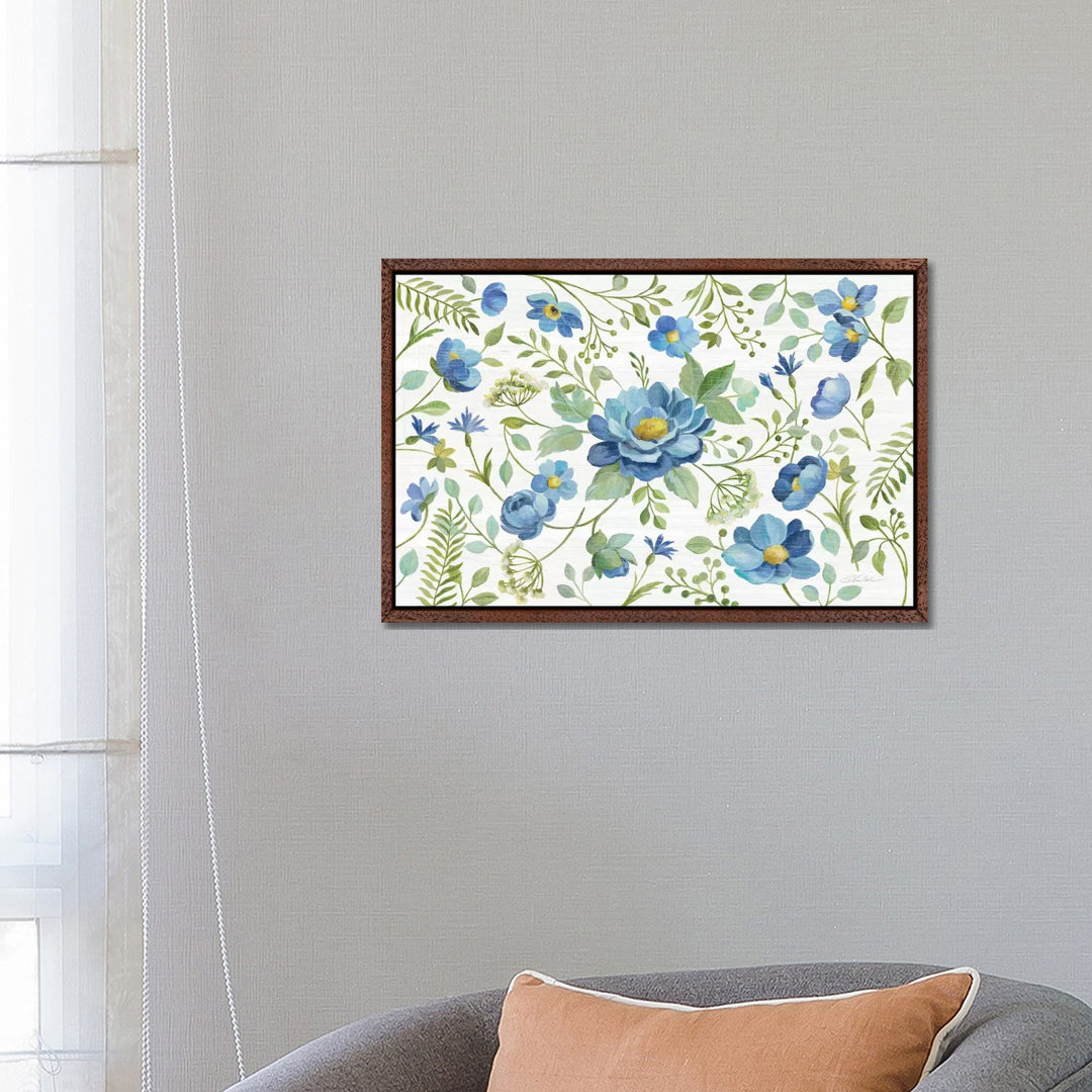 Botanical Blue I von Silvia Vassileva - Galerie-verpackte Leinwand Giclée