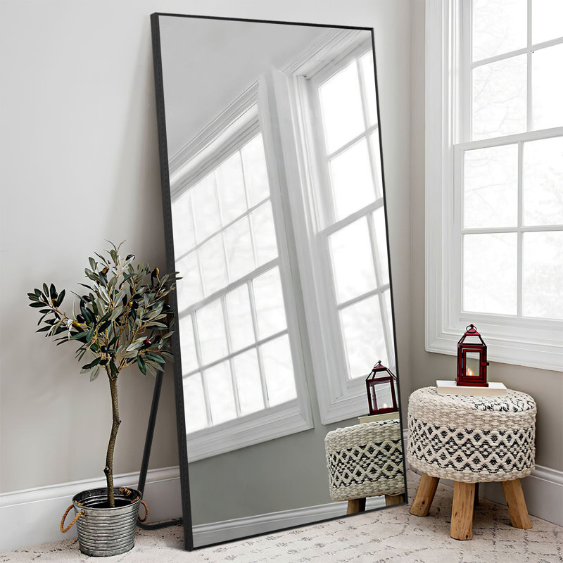 Miroir mural moderne en métal pleine longueur avec support mural, Noir, noir, noir, noir, 71 po x 28 po