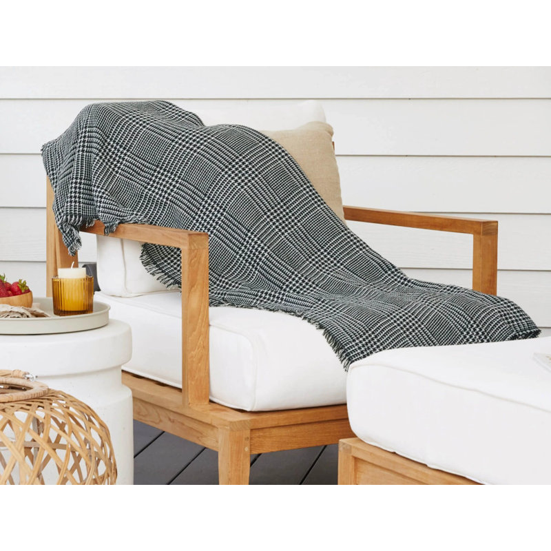 Bug Shield Outdoor Throw Blanket, Gray/White Houndstooth, 50" W x 60" L