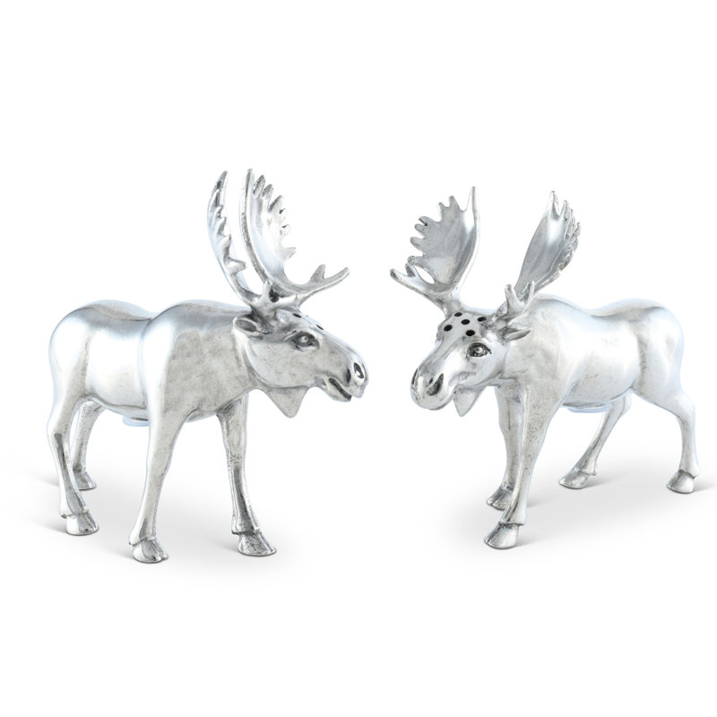 Christmas moose salt and pepper shakers